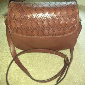 NWOT Vintage leather purse with basketweave flat